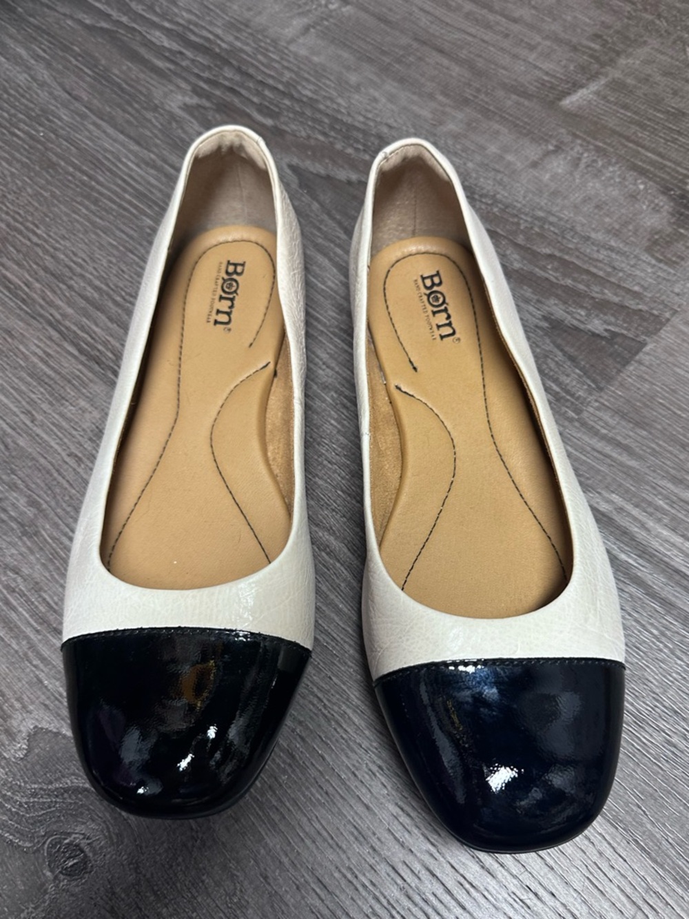 Born Batti Ballet flats